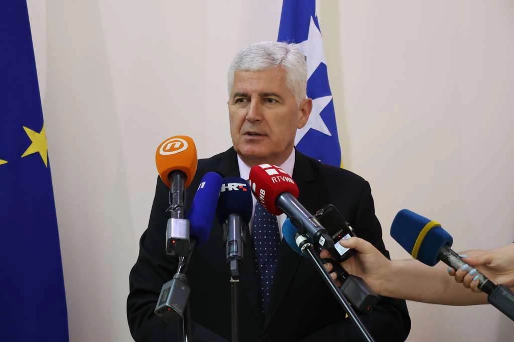 Čović: Dogovorili smo budžet, atmosfera na sastanku je bila izvrsna